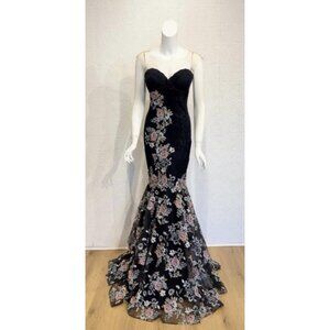 Olvi's The Lace Collection Strapless Long Black Gown size 2